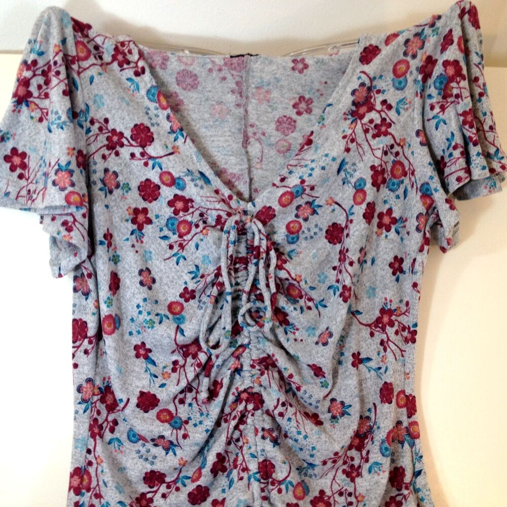 Disney Princess Gray Floral Short Sleeve Ruched Dress Size L - Picture 7 of 10